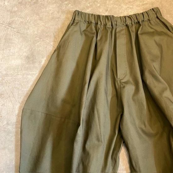 nunuform ジップサークルシャツ&ポインテッドパンツ　125 nunuform ジップサークルシャツ&ポインテッドパンツ125