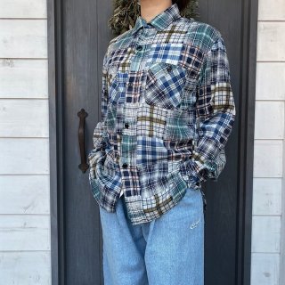 <img class='new_mark_img1' src='https://img.shop-pro.jp/img/new/icons47.gif' style='border:none;display:inline;margin:0px;padding:0px;width:auto;' />DENIM DUNGAREE　