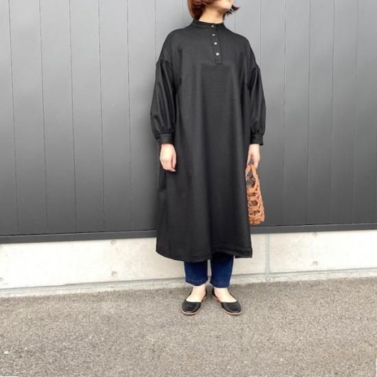 246 トンボ様フォロー割 群言堂 登美 スタンドカラー 半袖 ワンピース 246 群言堂 登美 石見銀山 スタンドカラー 半袖 ワンピース