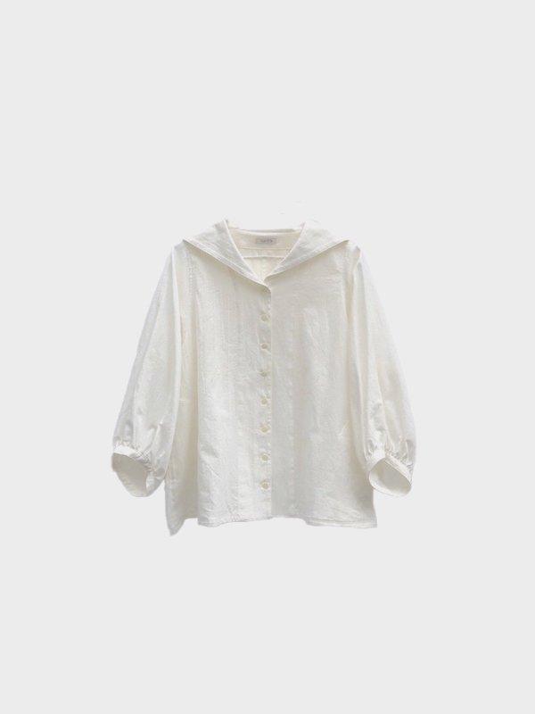 <img class='new_mark_img1' src='https://img.shop-pro.jp/img/new/icons14.gif' style='border:none;display:inline;margin:0px;padding:0px;width:auto;' />SAILOR SHIRT (WHITE)