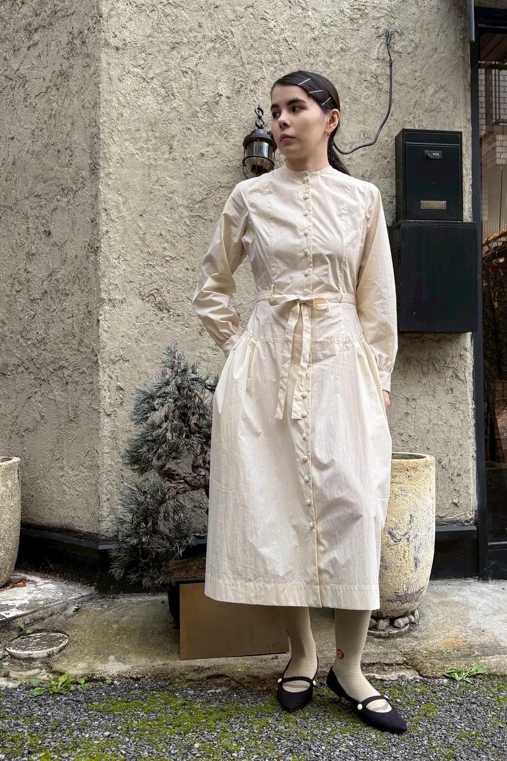 <img class='new_mark_img1' src='https://img.shop-pro.jp/img/new/icons5.gif' style='border:none;display:inline;margin:0px;padding:0px;width:auto;' />PROMENARD OP(Off White)