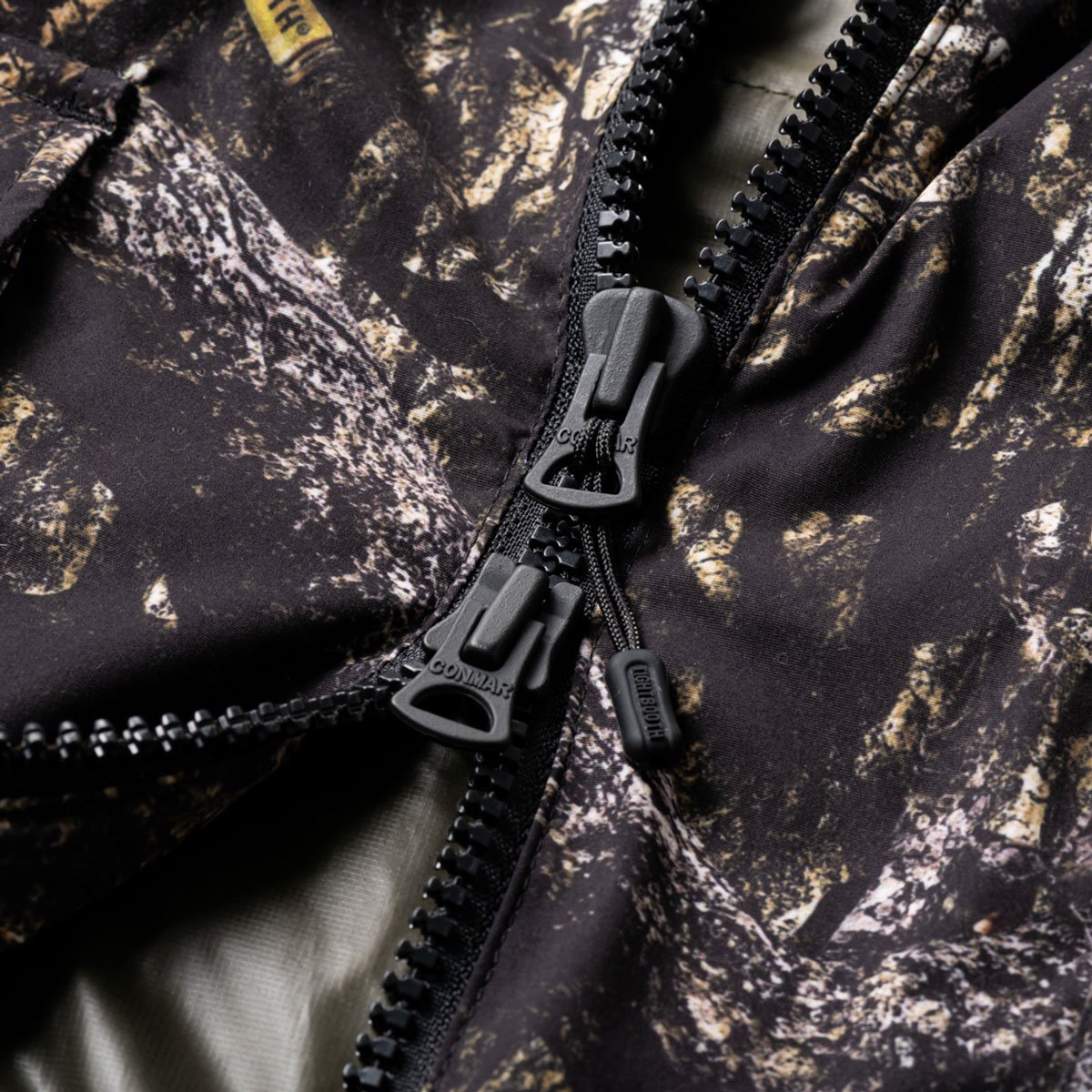 TIGHTBOOTH - BULLET CAMO PUFF JKT - SHRED