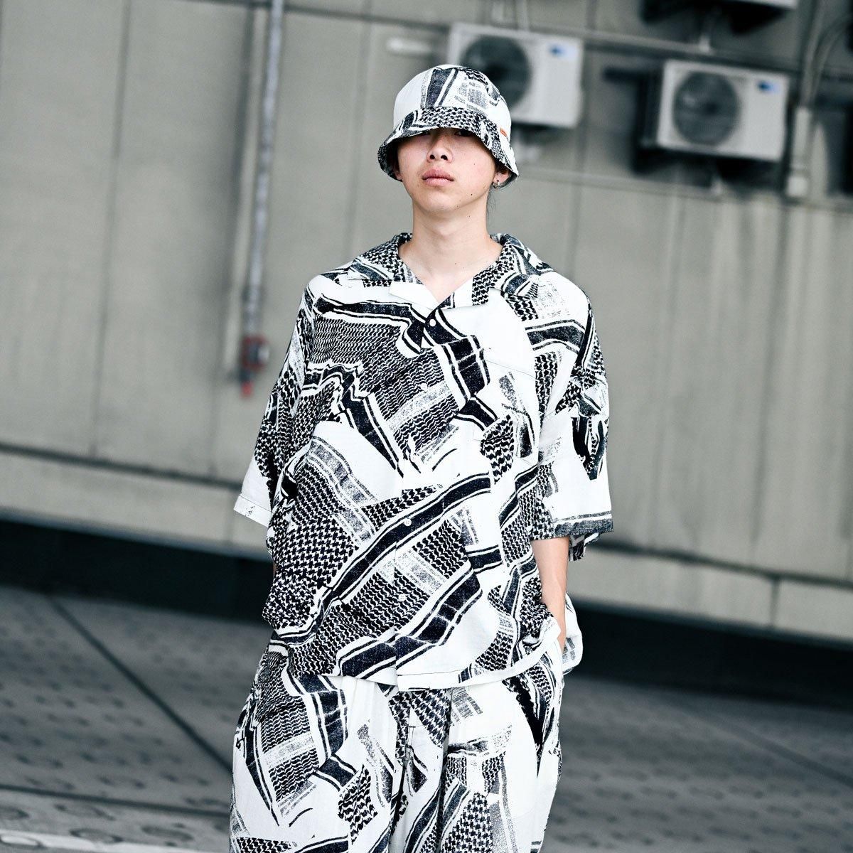 SHEMAGH ALOHA TIGHT BOOTH