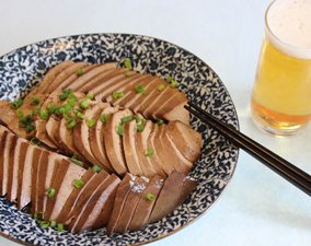 鹵菜（ルサイ）ー豚レバーは焼酎・日本酒・紹興酒との相性もバッチリ