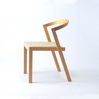 U chair<br>宮崎椅子製作所
