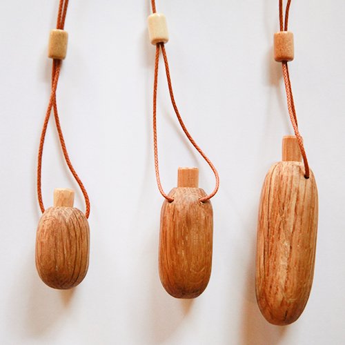 木製アロマペンダント：オーク：4cm - 森からつくる木の生活道具 Junshin -潤森-