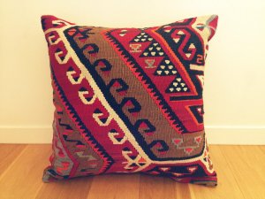  ᥤ åKilim Cushion - Vintage)