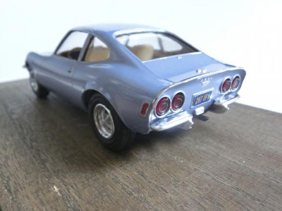 1/25 オペルGT （AMT製キット使用） - SPORTS CARS MODELING スポーツ