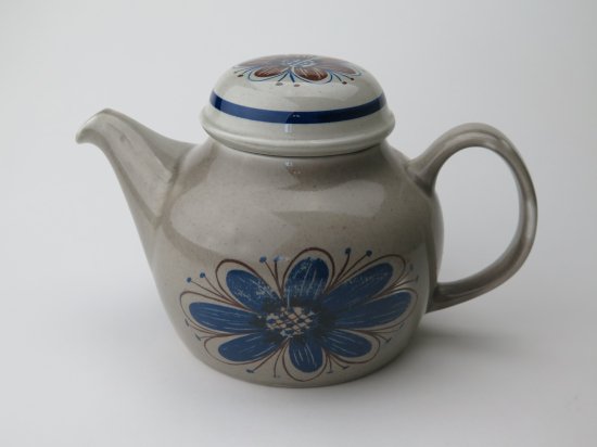 Stavangerflint スタヴァンゲルフリント/Florry フローリー/Tea pot ティーポット -  ノルウェーの良質なヴィンテージテーブルウェアの通販は【Nisse og Misse】ニッセ オ ミッセ