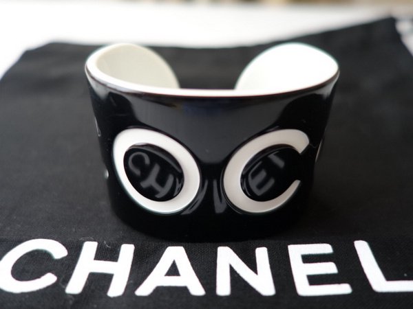 店舗用品 CHANEL COCO バングル 黒白 プラスチック ココマーク