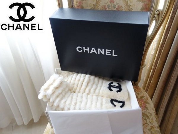 美品 【CHANEL】 ラパン オリラグマフラー ファー CCマーク - kiyorita