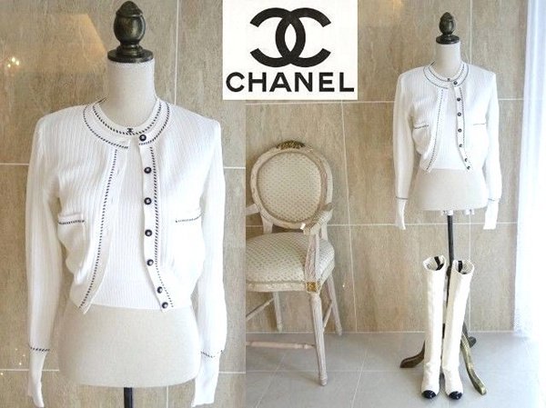 美品 【CHANEL】 [40×42] [96P] アンサンブル ロゴ CCマークボタン 黒