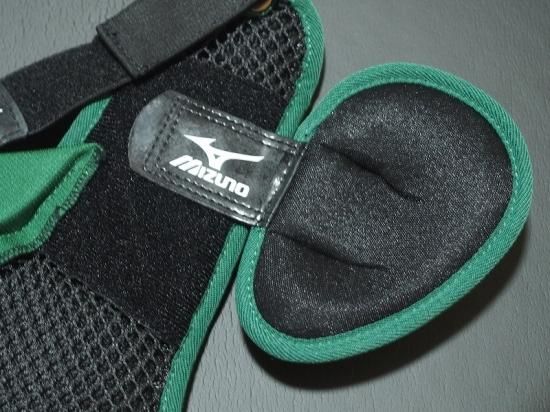 ○USAミズノSamurai○硬式用キャッチャープロテクター○緑黄 16インチ