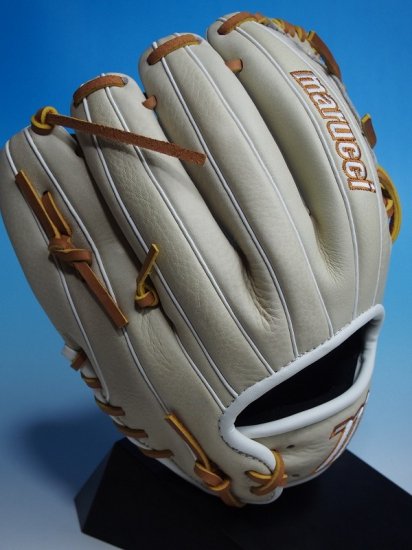 ○Marucci マルーチ OXBOW SERIES○硬式 内野手用Hウェブ グローブ キャメル○右投 11.5インチ○刺繍商標 アメリカ輸入 -  アメリカ輸入野球用品専門店NEBARU