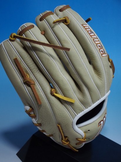 ○Marucci マルーチ OXBOW SERIES○硬式 内野手用Tウェブ グローブ キャメル○右投 11.75インチ○刺繍商標 アメリカ輸入 -  アメリカ輸入野球用品専門店NEBARU