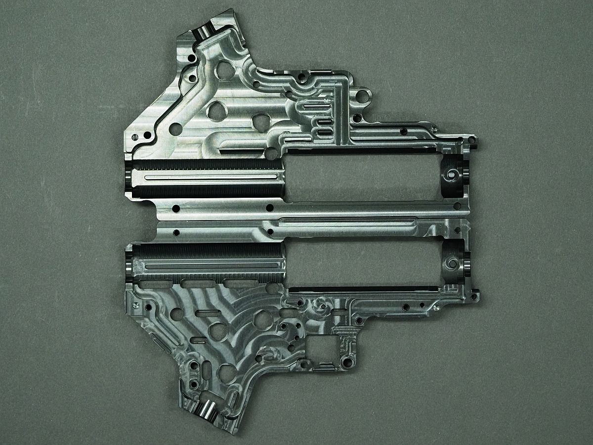 RETRO ARMS CNC Gearbox V2 - QSC (8mm) - G.A.W.ウェブショップ