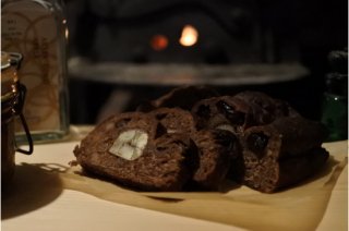 Cocoa & Marron Stollen 2023AMBESSA & MITOSAYA 