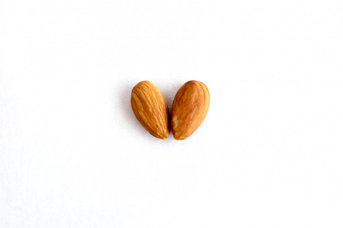 Palestine Almond Raw