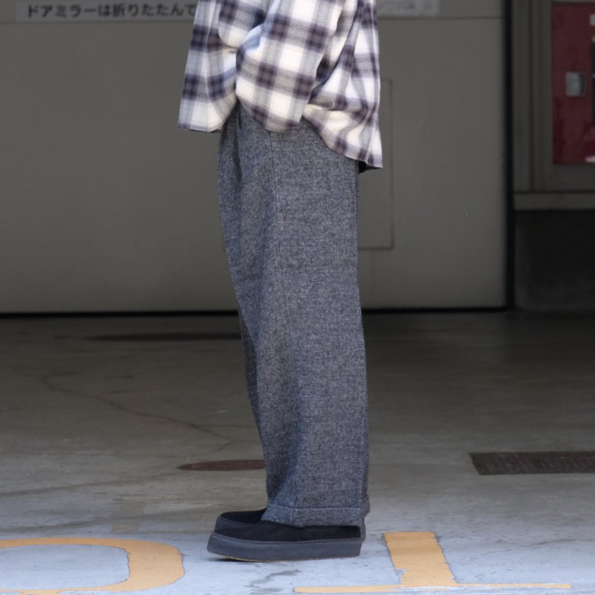 FARAH｜ファーラー｜FARAH TUCK WIDE PANTS WOOL LINEN - C.GRAY｜公式