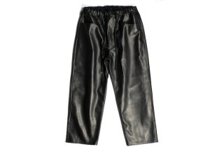 <img class='new_mark_img1' src='https://img.shop-pro.jp/img/new/icons6.gif' style='border:none;display:inline;margin:0px;padding:0px;width:auto;' />yoko sakamoto LEATHER 5P PANTS - RAY COAL LIMITED EDITION