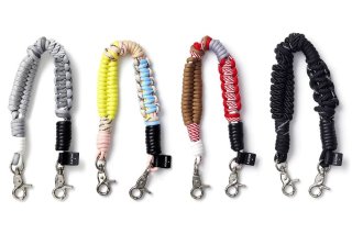 <img class='new_mark_img1' src='https://img.shop-pro.jp/img/new/icons6.gif' style='border:none;display:inline;margin:0px;padding:0px;width:auto;' />ASCENE DESIGN PARACORD STRAP