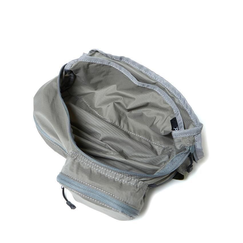 DAIWA PIER39｜ダイワ ピュア39｜TECH TRAVEL EXPAND FANNY BAG