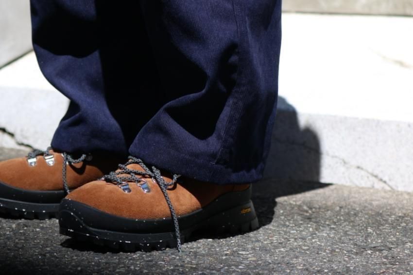 パンツ DAIWA PIER39 TECH CORDUROY EASY TROUSERS DAIWA PIER39 TECH CORDUROY EASY TROUSERS