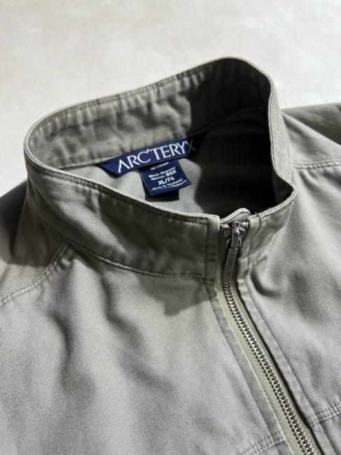 感覚になってしまいますがOld ARC'TERYX Archive Piece Work Jacket