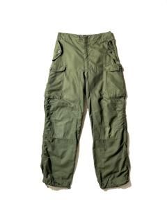 80's Canadian Military ECW Windproof Over Cargo Pants