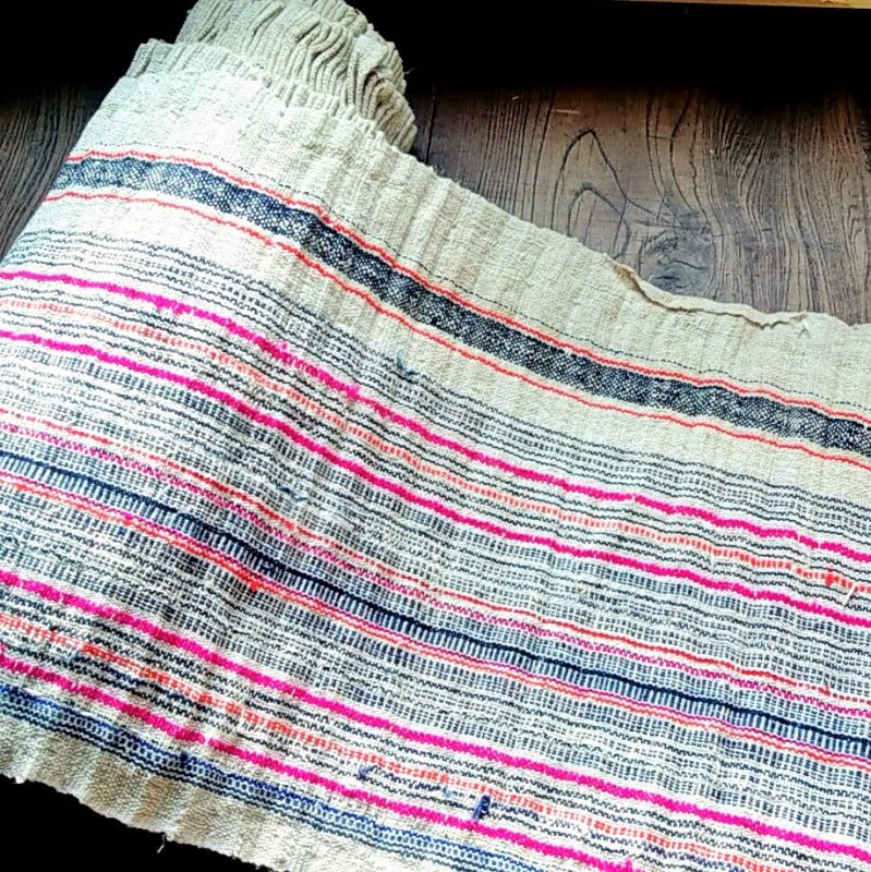 タイの手紡ぎ手織りのヘンプコットン布　アンティーク　古布　麻布　幅約28cm　長さ30cm単位