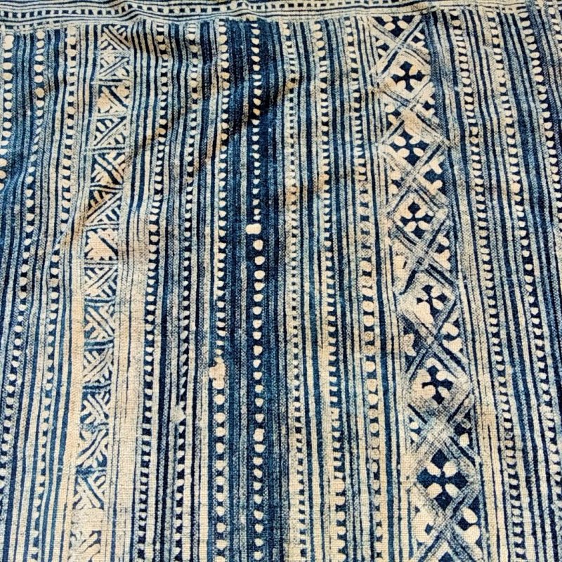 タイの藍染めコットン布 ろうけつ染め バティック アンティーク 古布 