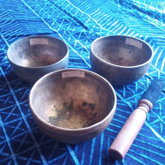 3ボウルセット☆ シンギングボウル アンティークボウル small 弐
