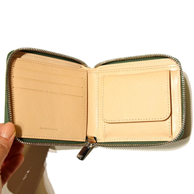 折り財布エンダースキーマ　horizontal zip purse