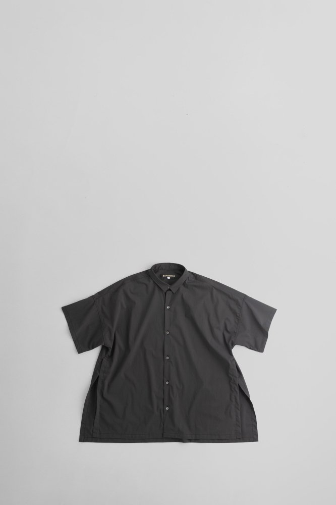 HAVERSACKHIGHT SLIT S/S SHIRT [622426][BLACK]