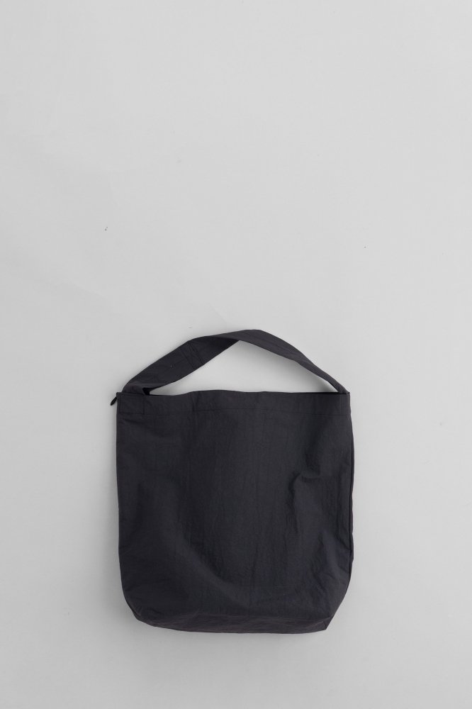 ERA.SHRINK PIPE BAG [K003S][BLACK]