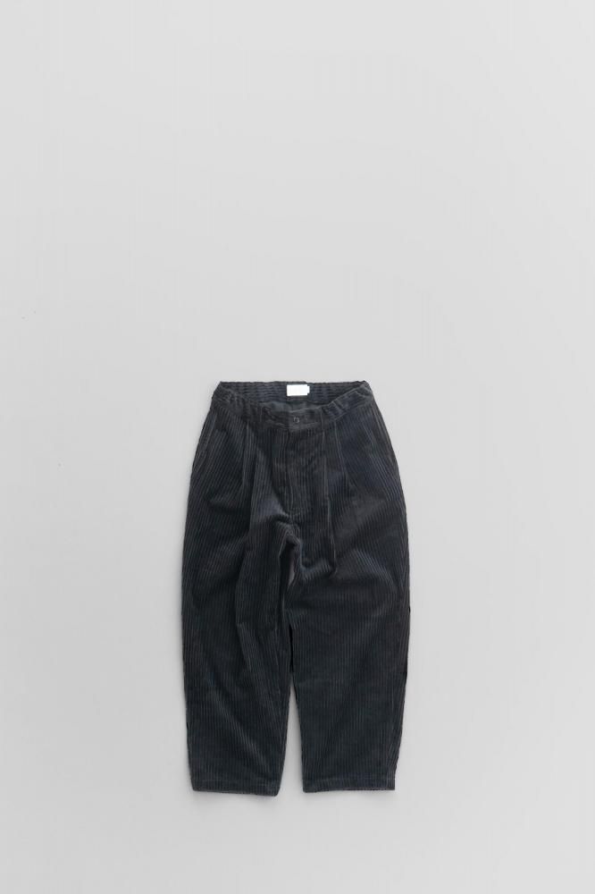 STILL BY HAND　CORDUROY 2 PLEATS WIDE TAPERED PANTS [PT05254][BLACK] 