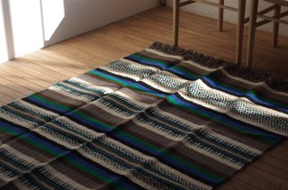 <img class='new_mark_img1' src='https://img.shop-pro.jp/img/new/icons58.gif' style='border:none;display:inline;margin:0px;padding:0px;width:auto;' />WOOL RUG　green*blue M<br />FABRICA ALENTEJANA DE LANIFICIOUS
