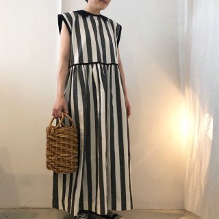 <img class='new_mark_img1' src='https://img.shop-pro.jp/img/new/icons56.gif' style='border:none;display:inline;margin:0px;padding:0px;width:auto;' />stripe cotton linen op