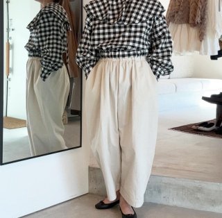 <img class='new_mark_img1' src='https://img.shop-pro.jp/img/new/icons14.gif' style='border:none;display:inline;margin:0px;padding:0px;width:auto;' /> cotton gom pants ivory