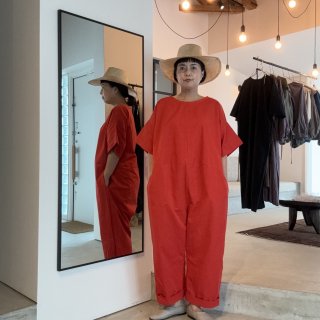 <img class='new_mark_img1' src='https://img.shop-pro.jp/img/new/icons14.gif' style='border:none;display:inline;margin:0px;padding:0px;width:auto;' />jump suit slim /halfsleeve red