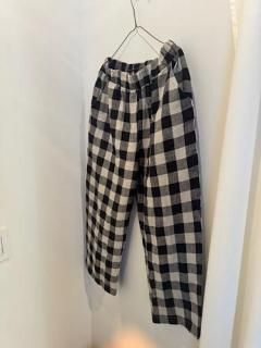 <img class='new_mark_img1' src='https://img.shop-pro.jp/img/new/icons14.gif' style='border:none;display:inline;margin:0px;padding:0px;width:auto;' />Poan  blackbeige pants