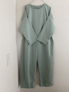 <img class='new_mark_img1' src='https://img.shop-pro.jp/img/new/icons14.gif' style='border:none;display:inline;margin:0px;padding:0px;width:auto;' />jumpsuit  slim corduroymintgreen