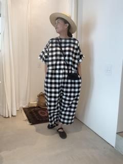 <img class='new_mark_img1' src='https://img.shop-pro.jp/img/new/icons63.gif' style='border:none;display:inline;margin:0px;padding:0px;width:auto;' />jump suit slim /halfsleeve blockcheck