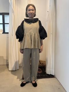 <img class='new_mark_img1' src='https://img.shop-pro.jp/img/new/icons14.gif' style='border:none;display:inline;margin:0px;padding:0px;width:auto;' />like  flare  all-in-one beige