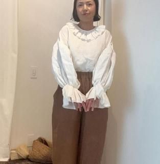 <img class='new_mark_img1' src='https://img.shop-pro.jp/img/new/icons63.gif' style='border:none;display:inline;margin:0px;padding:0px;width:auto;' />charm blouse linen OW