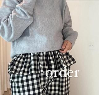 <img class='new_mark_img1' src='https://img.shop-pro.jp/img/new/icons14.gif' style='border:none;display:inline;margin:0px;padding:0px;width:auto;' />frill  pants checkorder