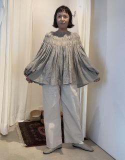 <img class='new_mark_img1' src='https://img.shop-pro.jp/img/new/icons56.gif' style='border:none;display:inline;margin:0px;padding:0px;width:auto;' />tier topsbeige