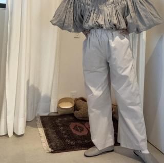 <img class='new_mark_img1' src='https://img.shop-pro.jp/img/new/icons14.gif' style='border:none;display:inline;margin:0px;padding:0px;width:auto;' />corduroy straight pantsivory