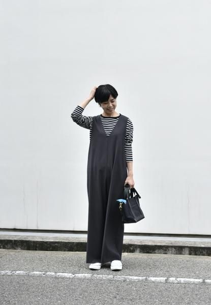 未使用！！ゆったりシルエットのオールインワン　チャコールグレー ourhome ゆったりシルエットのオールインワンチャコールグレー