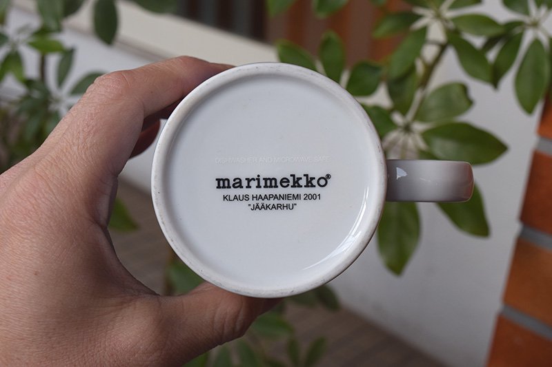 marimekko “JAAKARHU”（ヤーカルフ）廃番モデルのマグカップ